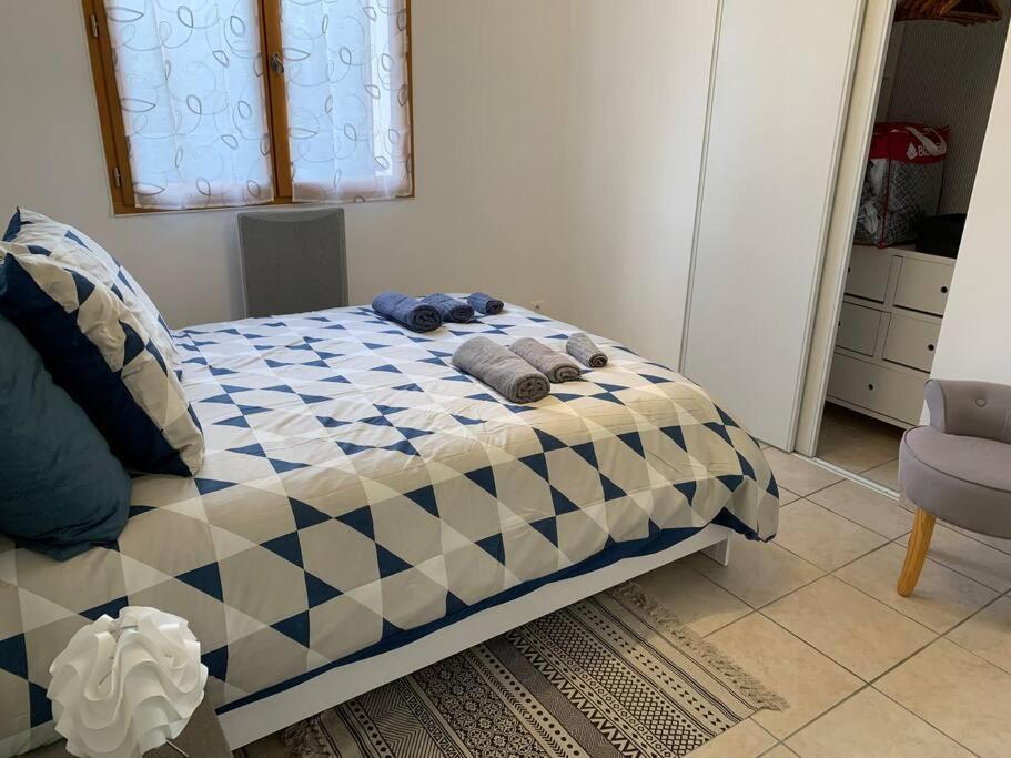 Gite 3 Etoiles Les Gourlines Avec Balneo, Veranda, Piscine Et Garage Avermes Bagian luar foto